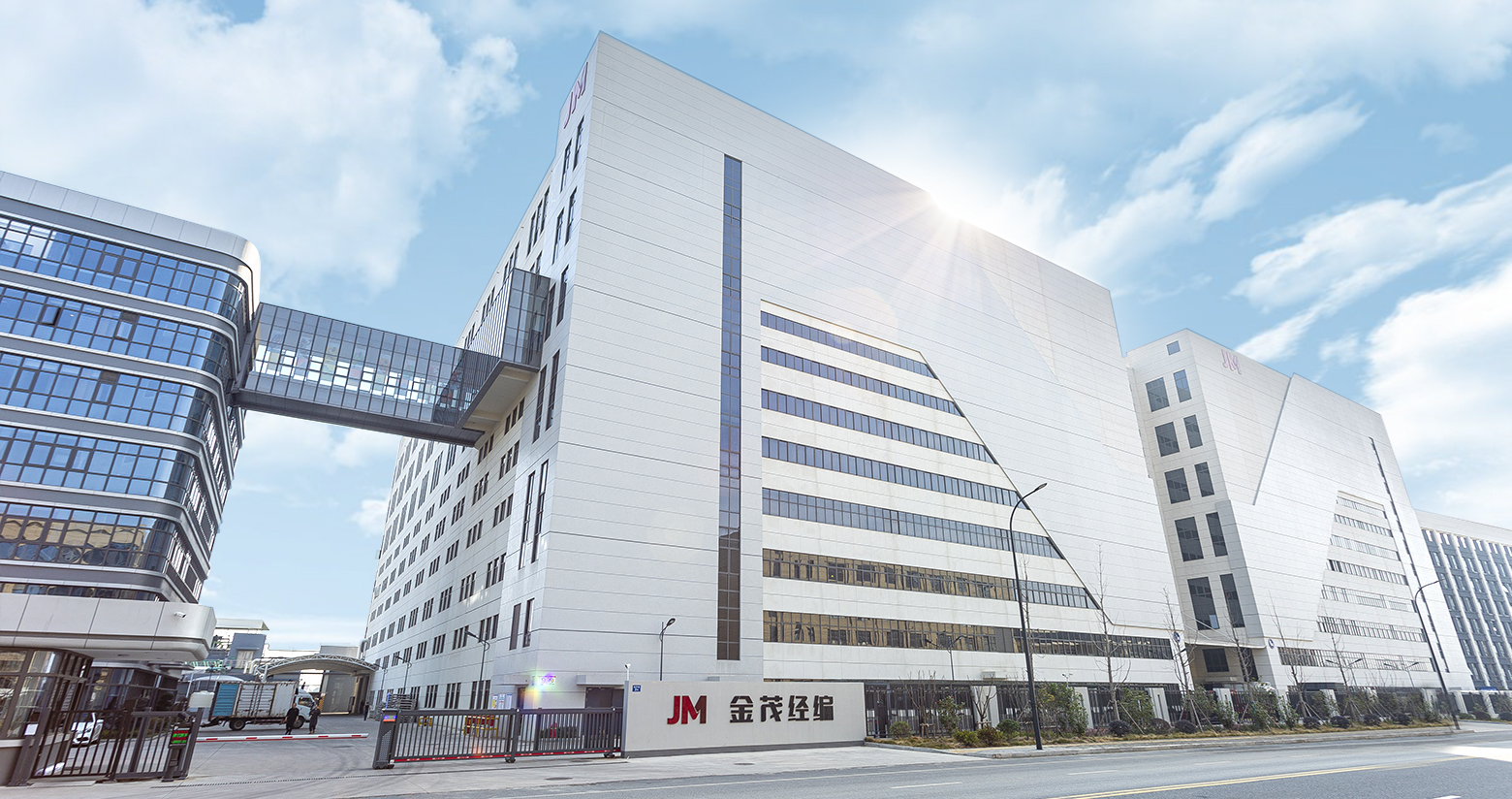 Haining Jinmao Warp Knitting Co., Ltd.